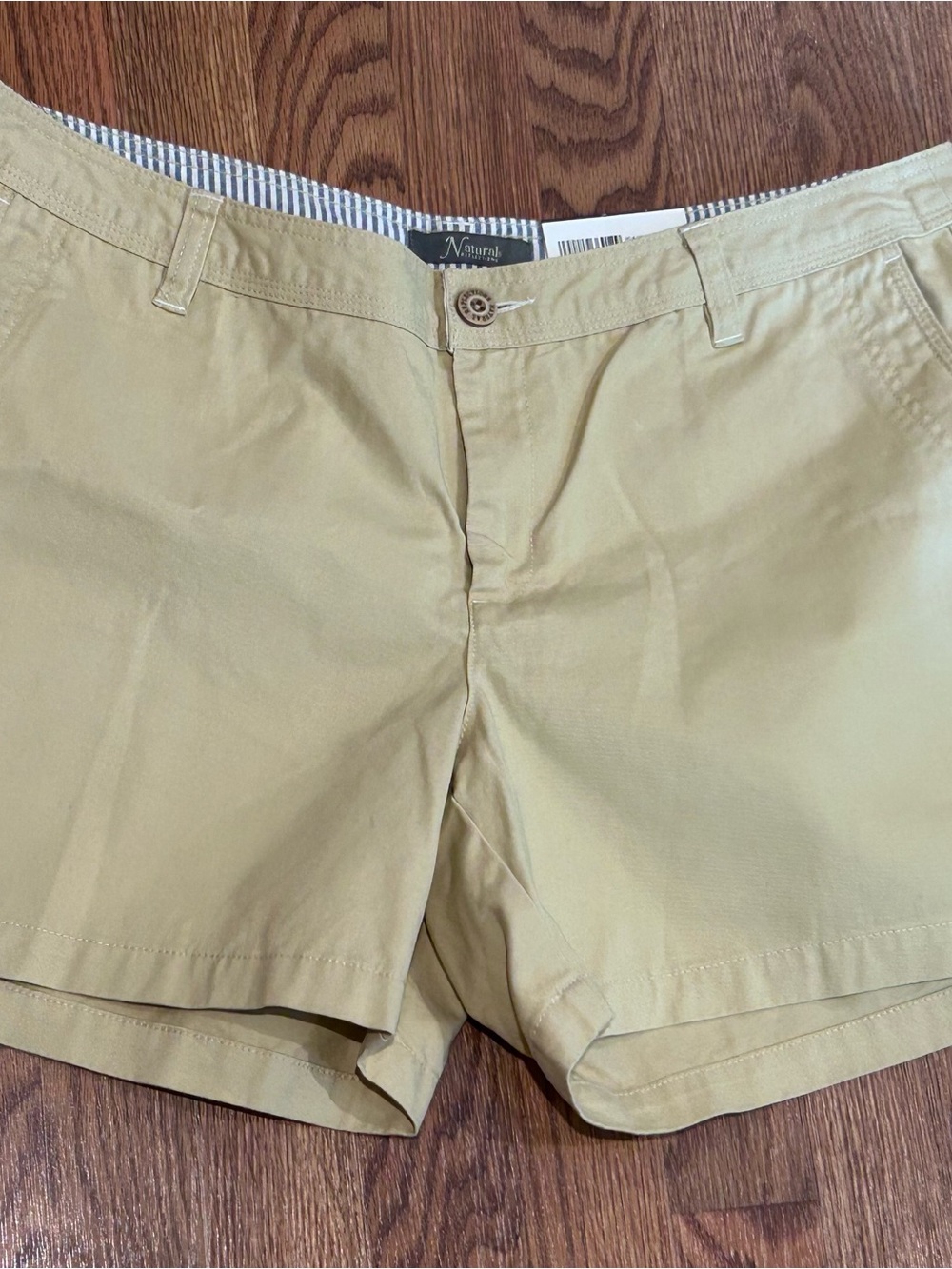 Natural Reflections Women's Tan Flat Front Shorts